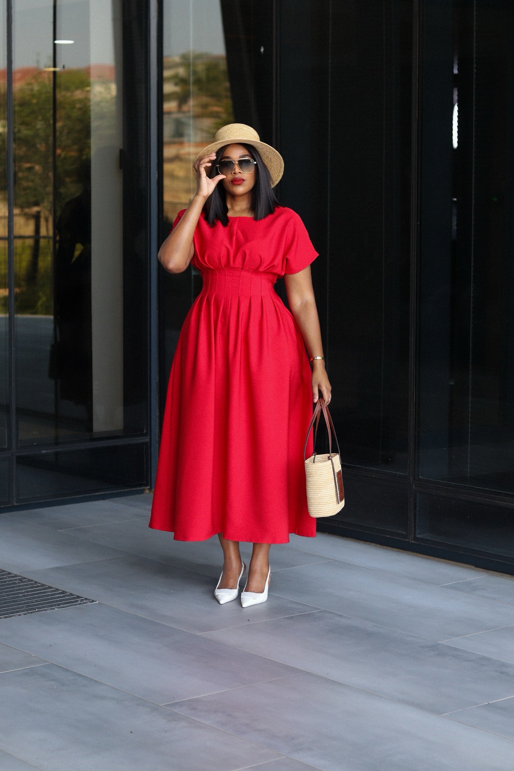 !!!!Red Cinched waist dress( Pre-order)