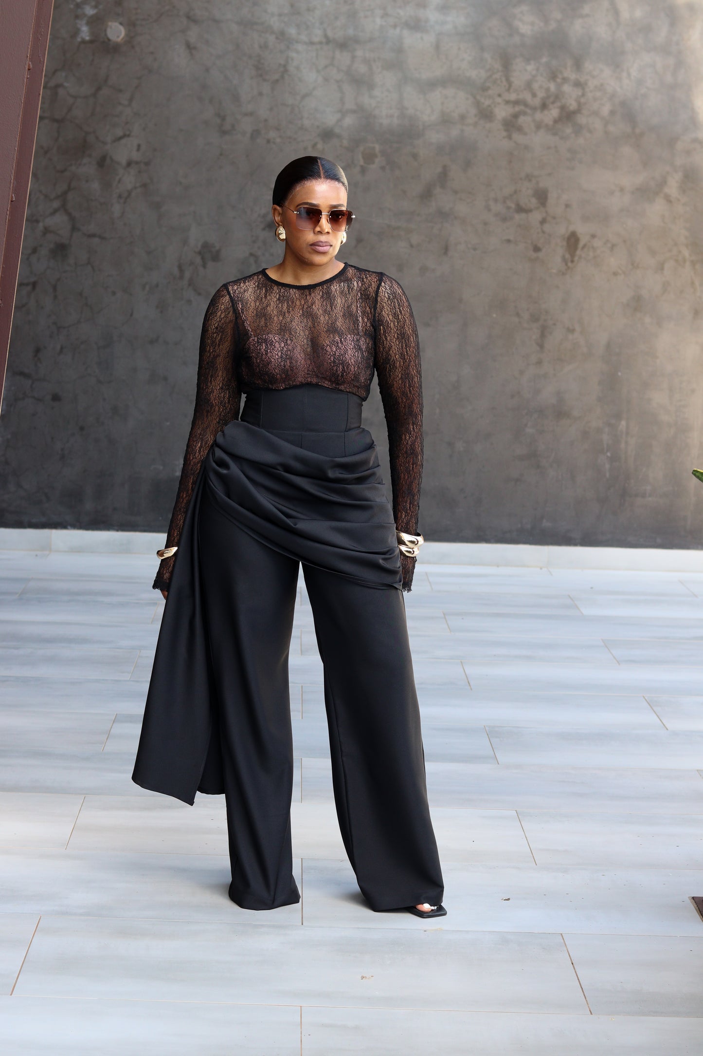 !!!!!!!!Black Corseted Drapped Pants( pre-order)