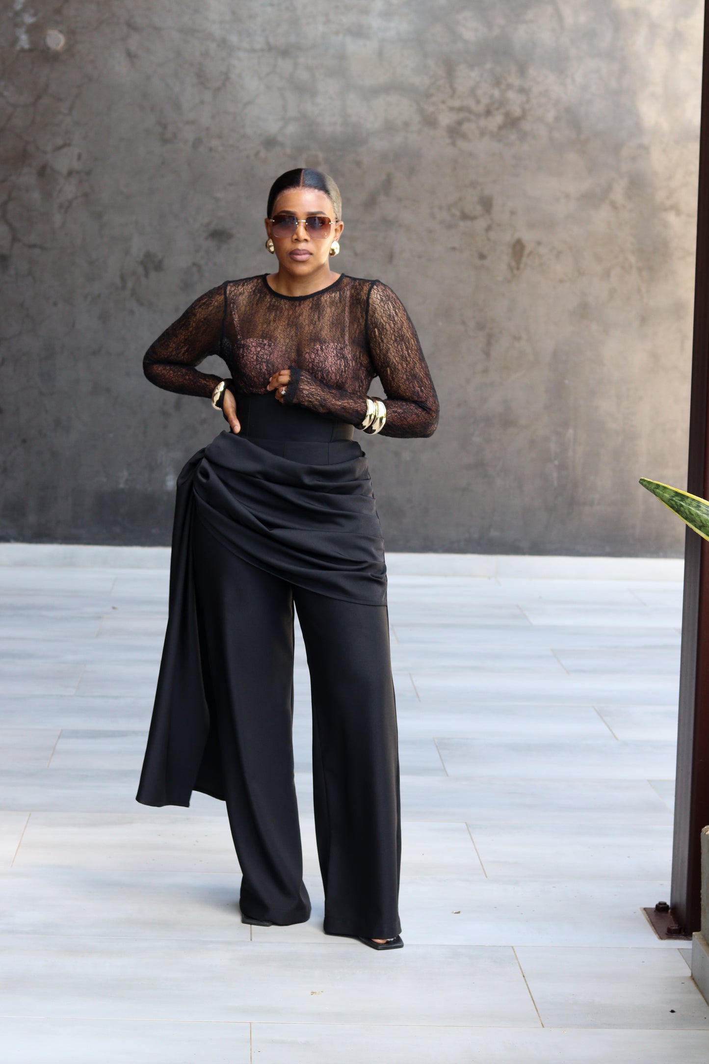 !!!!!!!!Black Corseted Drapped Pants( pre-order)